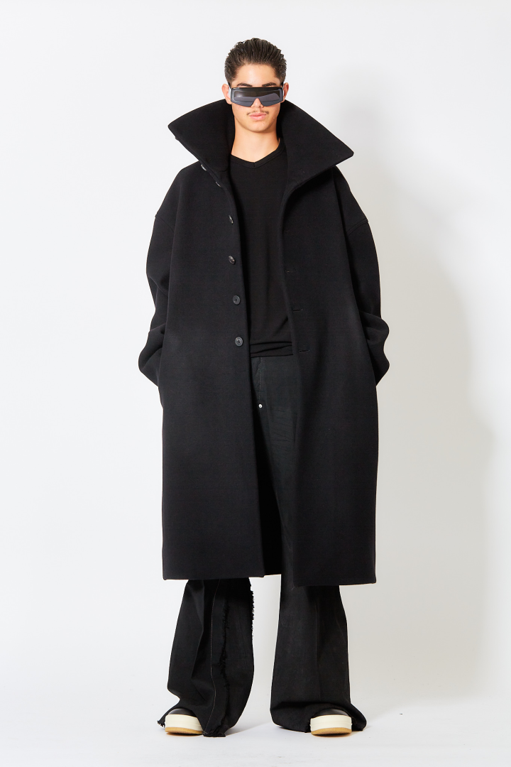 Dracucollar Coat - Black