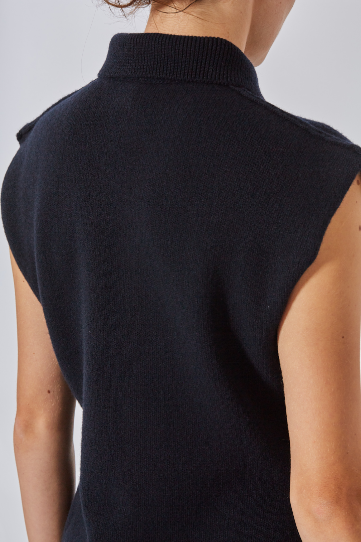 Interlock Sleeveless Waisted Pull With Collar - Midnight