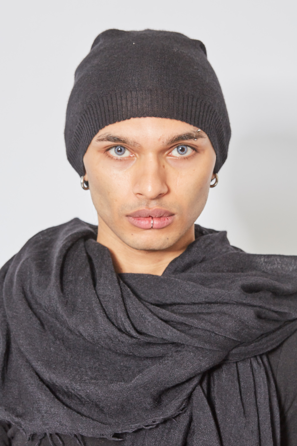 Hat Medium - Black