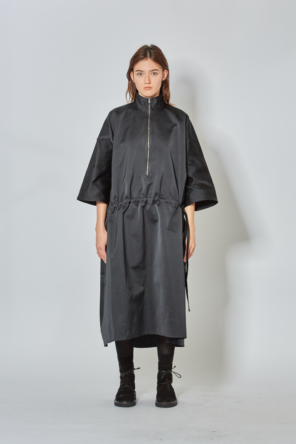 Dress With Zipper - Black