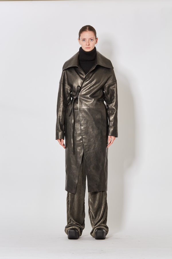 Dracucollar Belted Coat - Black