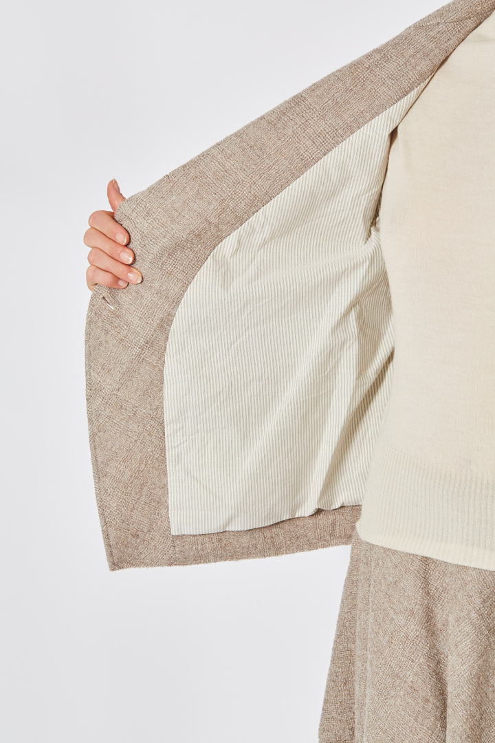 1/2 lined Cutaway Jacket - Almond 1/2 lined Cutaway Jacket - Almond