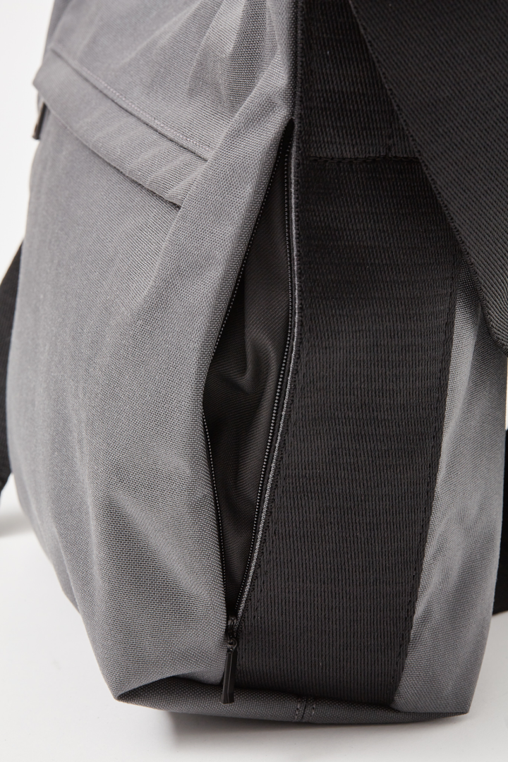 Y-3 X Body Smal - Granit