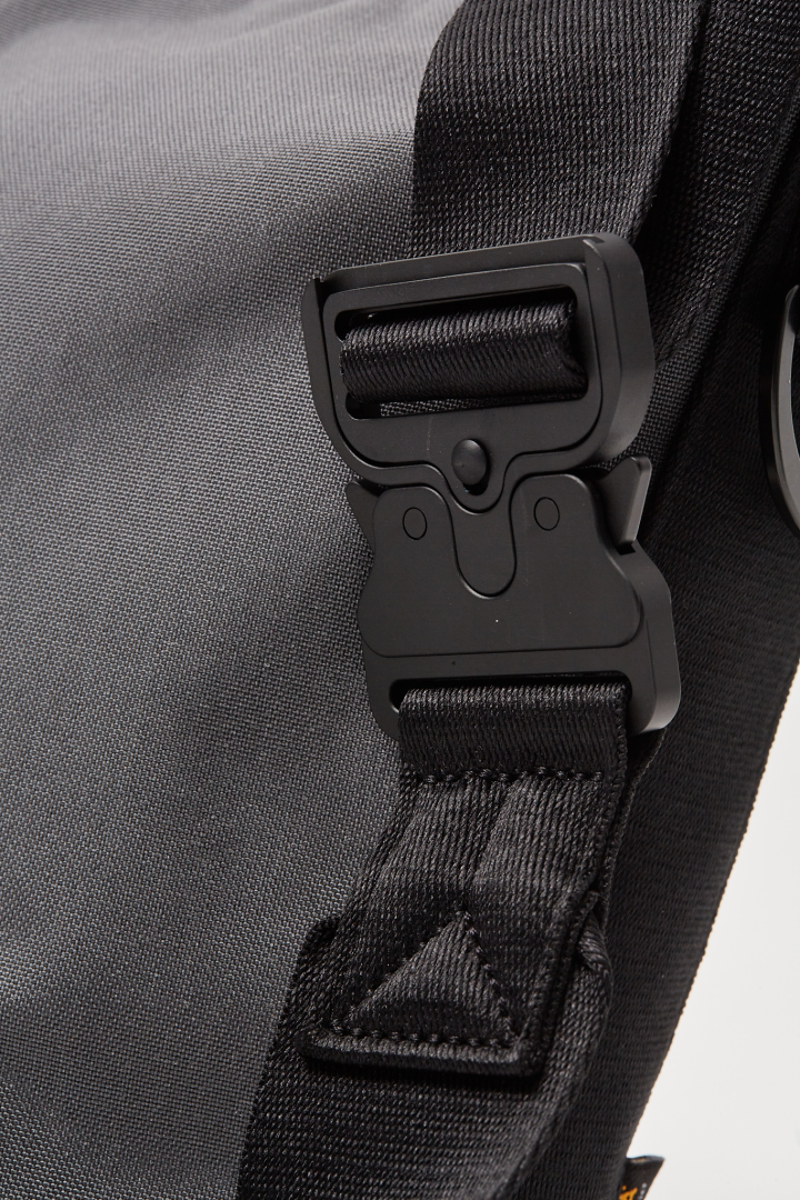 Y-3 X Body Smal - Granit