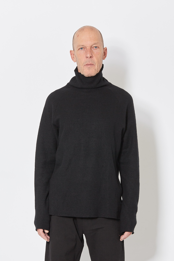 Turtleneck Raglan Long Sleeve Medium - Black