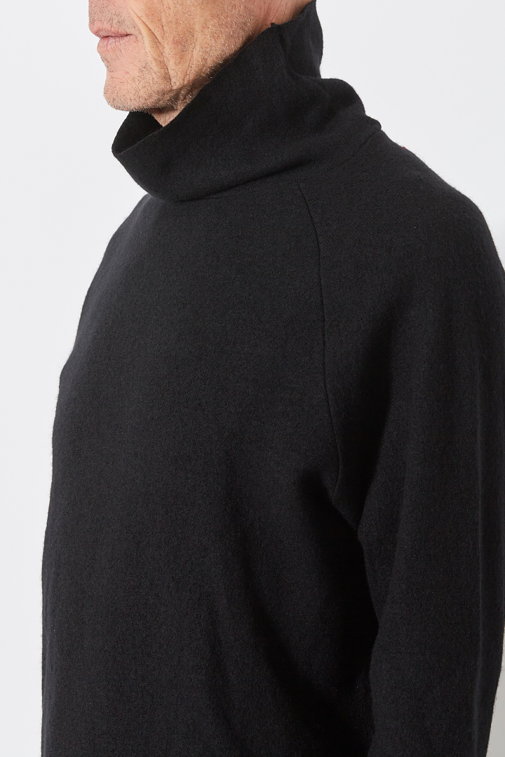 Turtleneck Raglan Long Sleeve Medium - Black