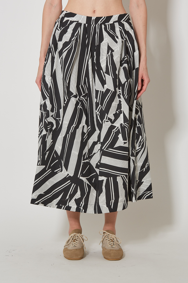 Soni 3003 W.W. Skirt - Black