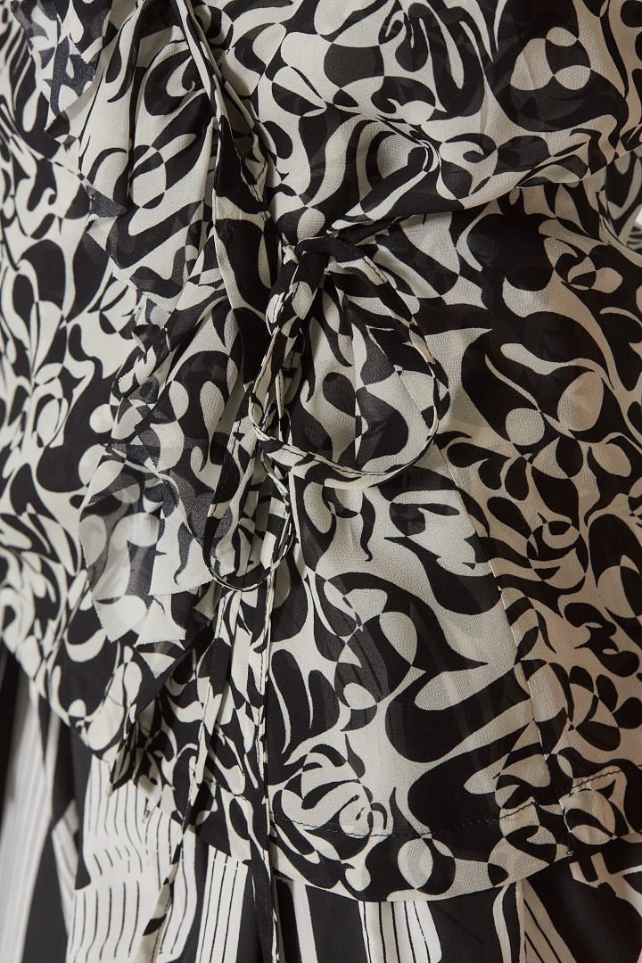 Clematis Shirt - Black