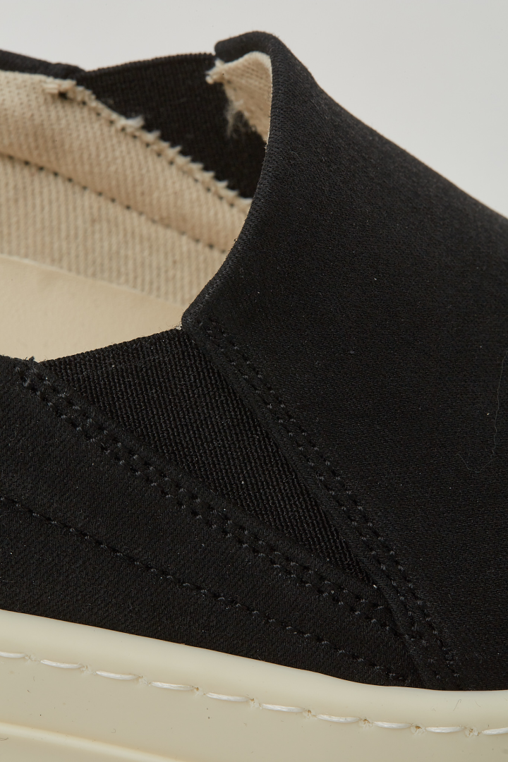 Boat Sneaks - Black/Milk/Milk