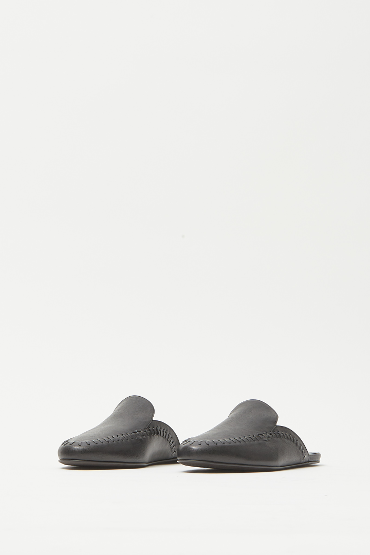 Sika Soft Lace-Up Slipper - Black