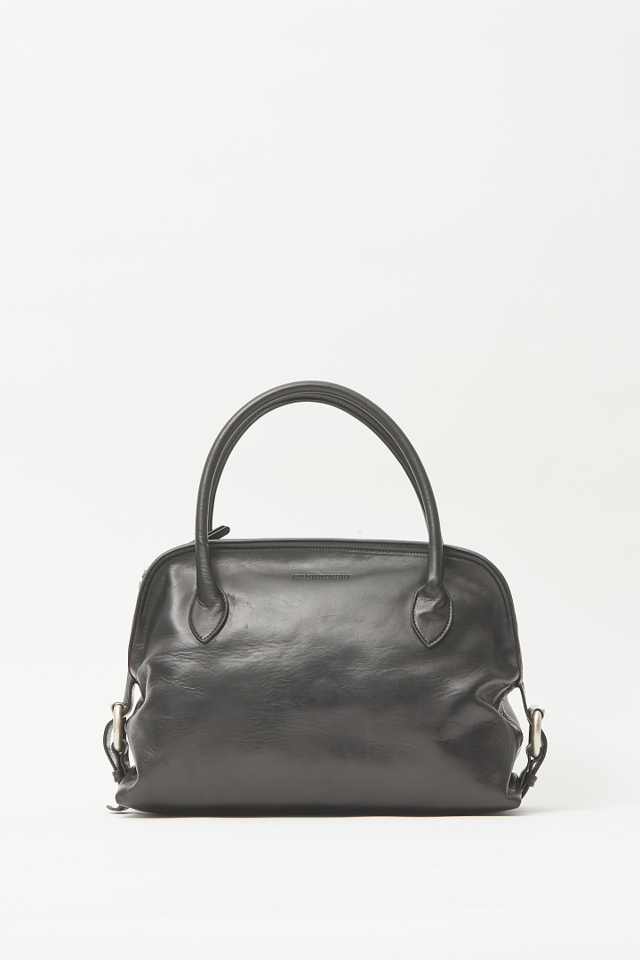 Birita Medium Shoulder Bag - Black