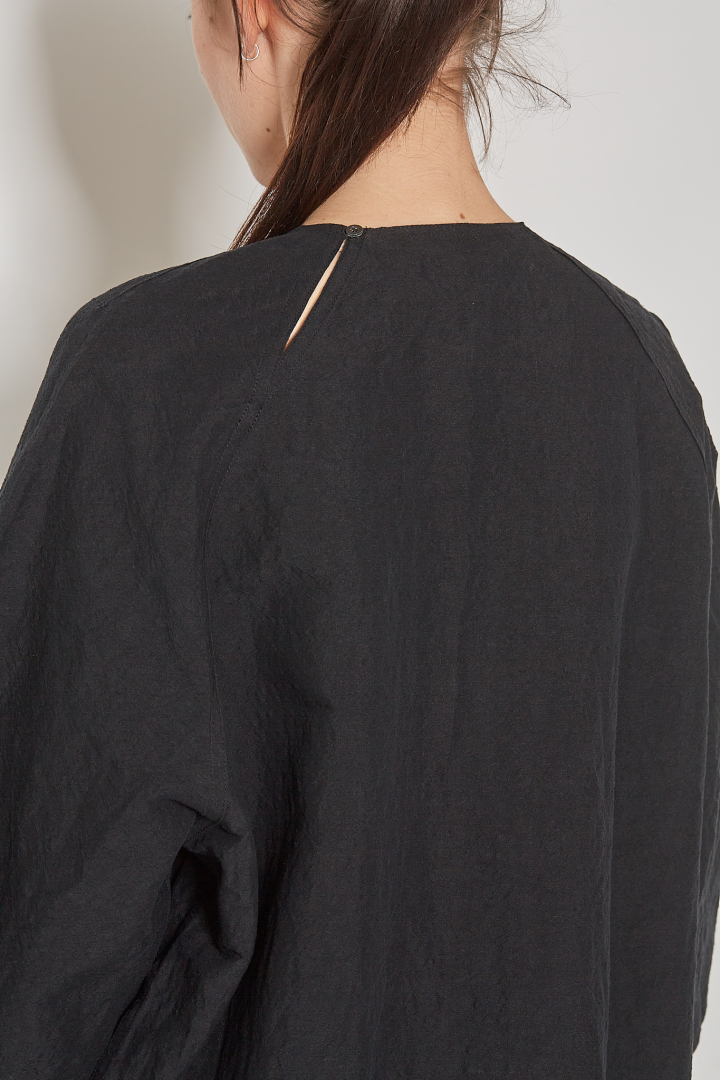 Relaxed Raglan Sleeve Dress W Patch Pocket - Black