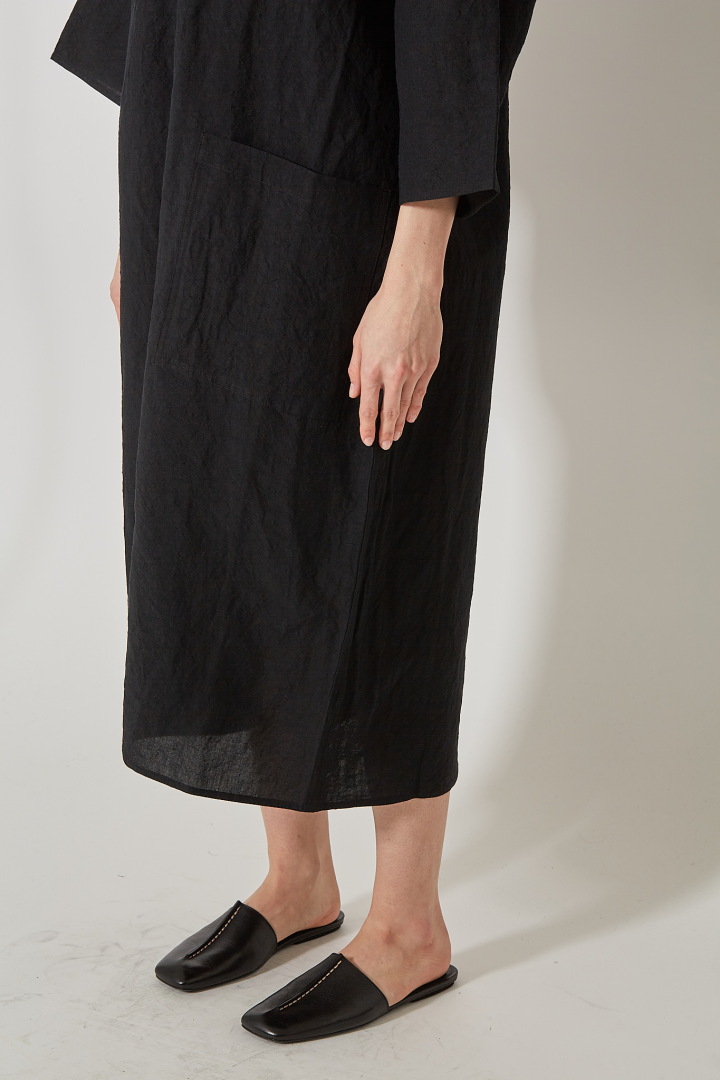 Relaxed Raglan Sleeve Dress W Patch Pocket - Black