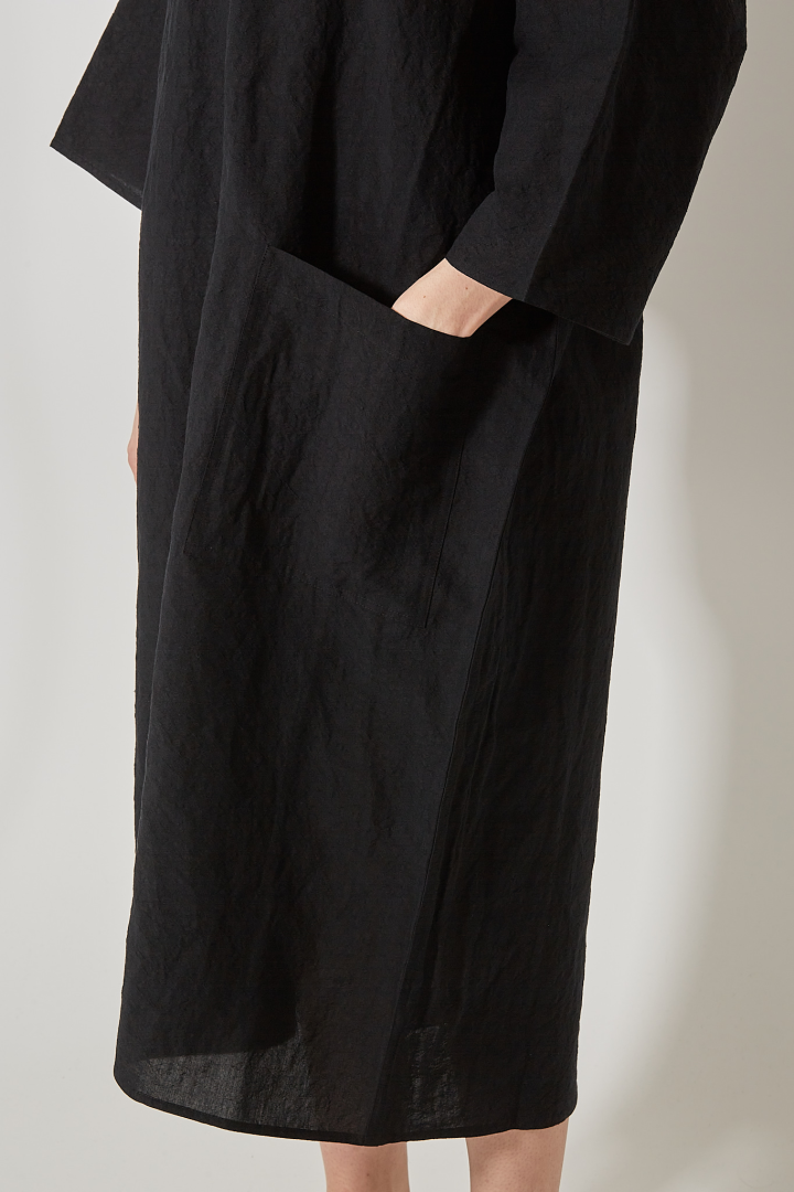 Relaxed Raglan Sleeve Dress W Patch Pocket - Black