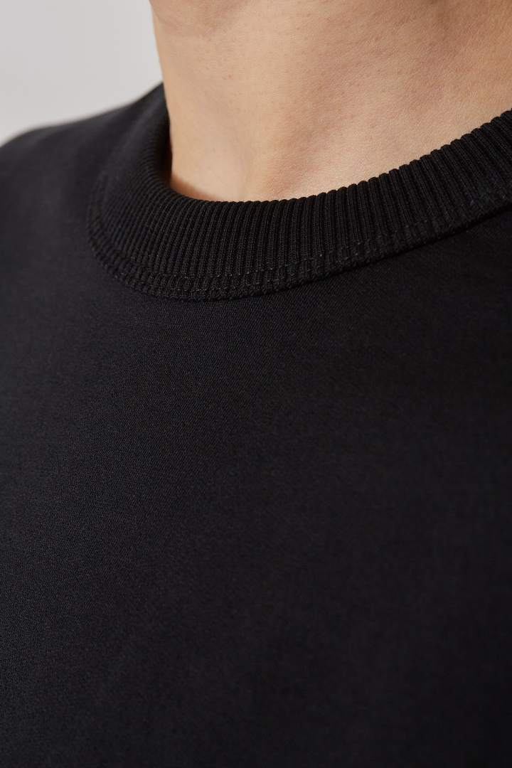 Boxie Oversized T-Shirt S/SL C/Neck - Black