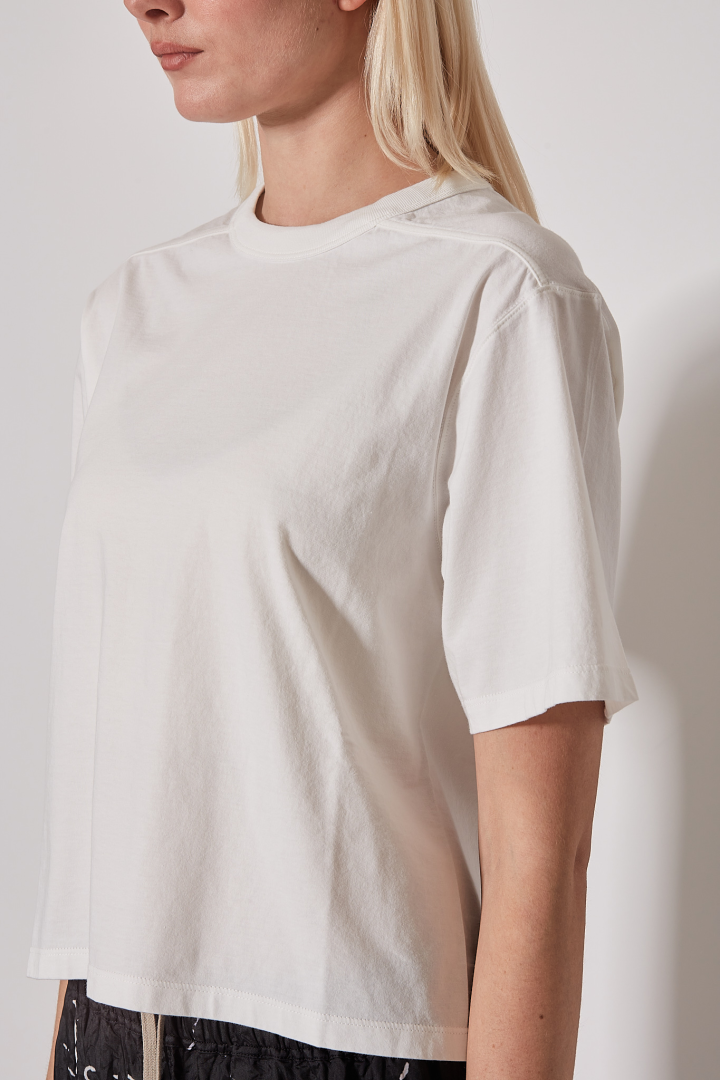 T-Shirt Cropped Brad T -Milk