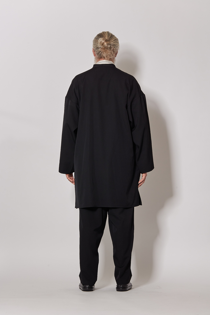 Guesseted Collar J - Black