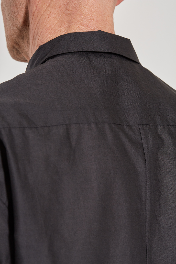 Hidden Buttonholes Shirt (Narrow Neck) - Black
