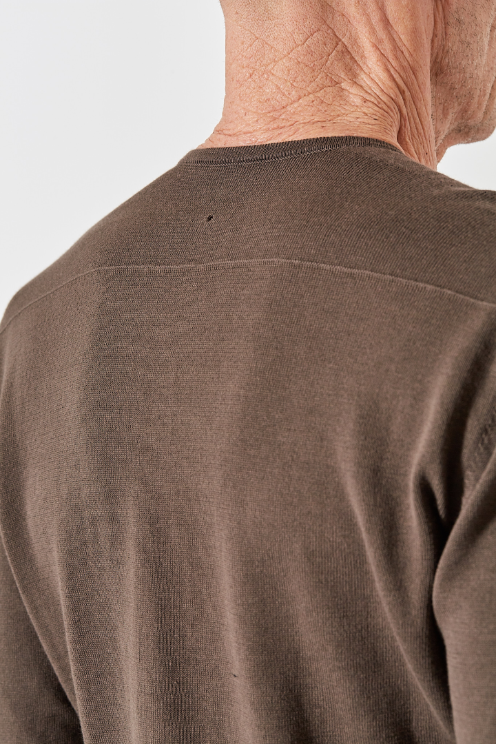 Seamless Shoulder Grandad Neck Sweater - Grey Brown