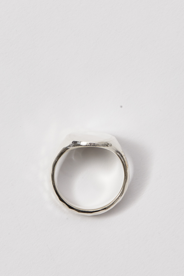 Signet Ring Oval Hammered - Silver
