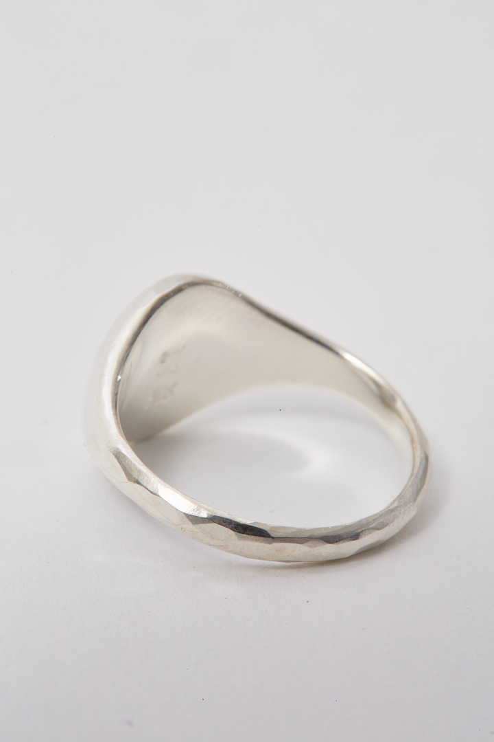 Signet Ring Classic Hammered - Silver