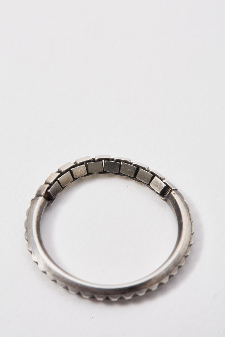 Ring Symbol Box Chain - Silver