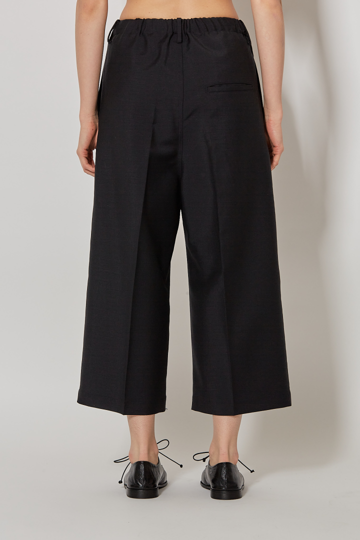 Pegged Pants - Onyx