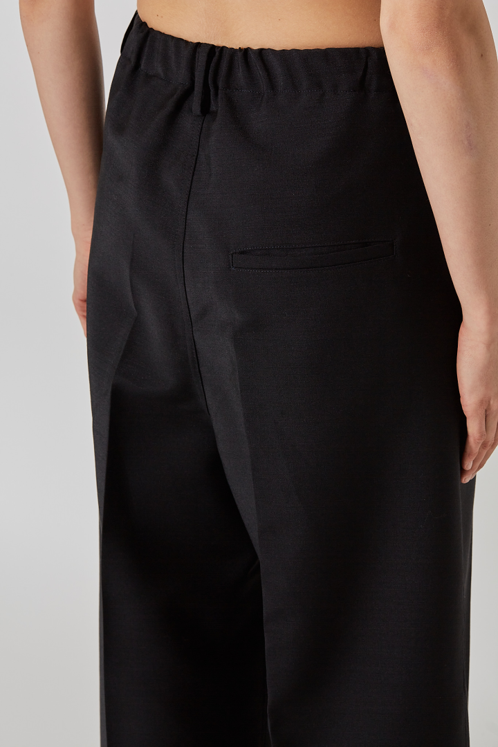 Pegged Pants - Onyx