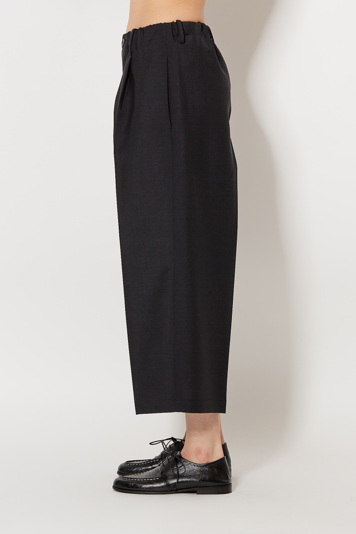 Pegged Pants - Onyx