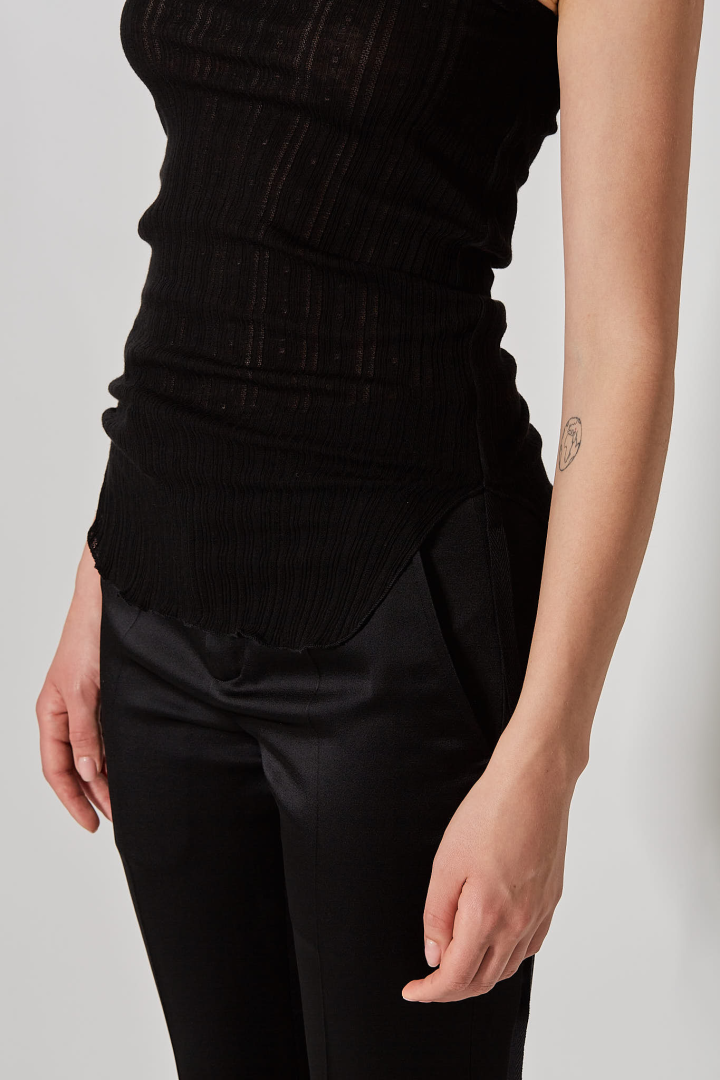 Mara Wrinkled Cropped Tank Top - Black