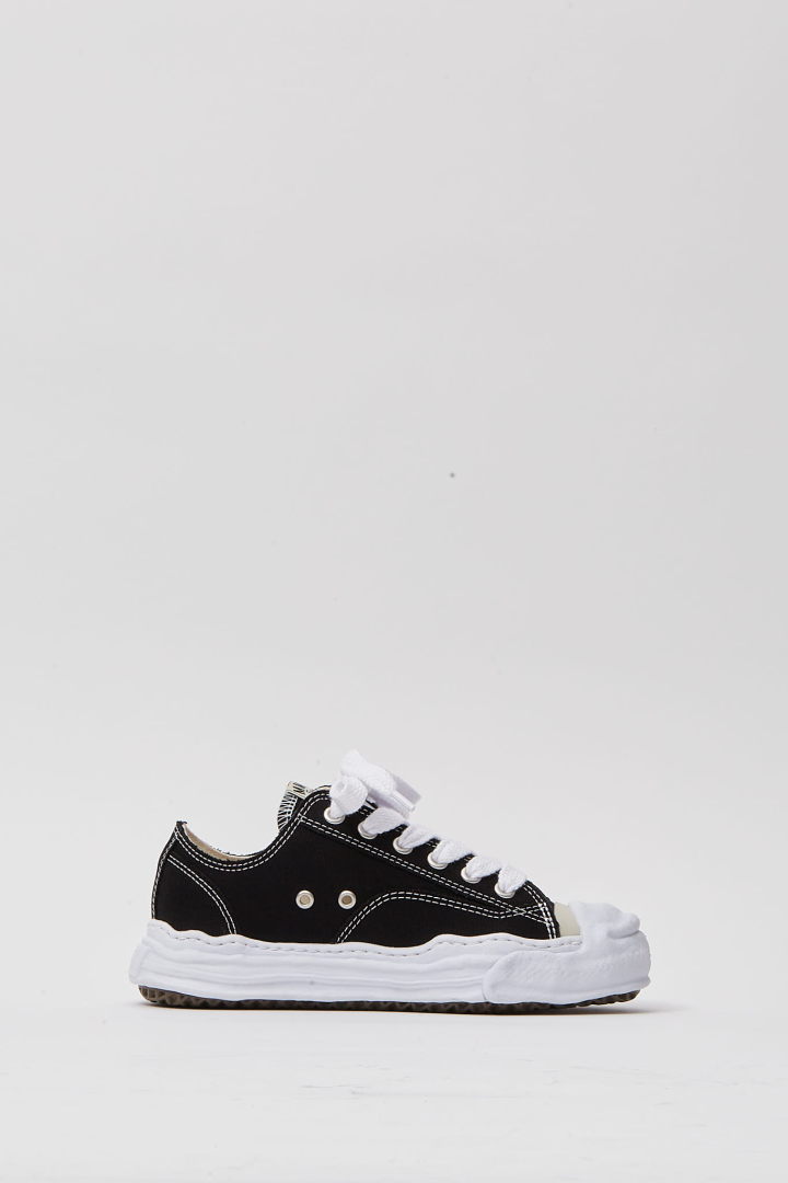 Hank / Original Sole Canvas Low-Top Sneaker - Black
