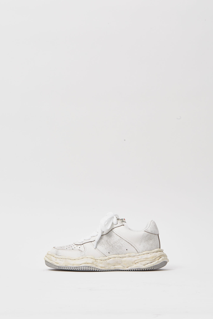 Wayne / Original Sole Shrink Leather Low - Top Sneaker - White