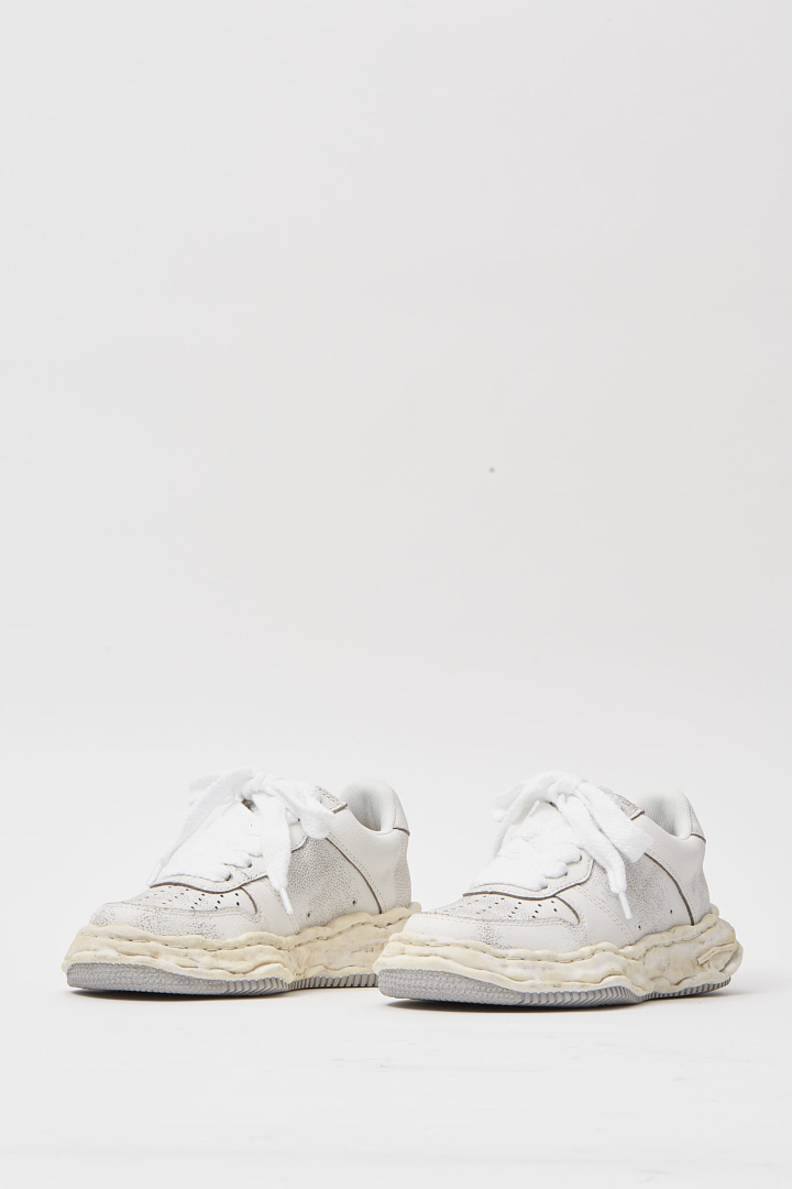 Wayne / Original Sole Shrink Leather Low - Top Sneaker - White
