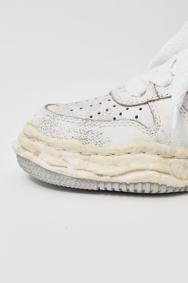 Wayne / Original Sole Shrink Leather Low - Top Sneaker - White