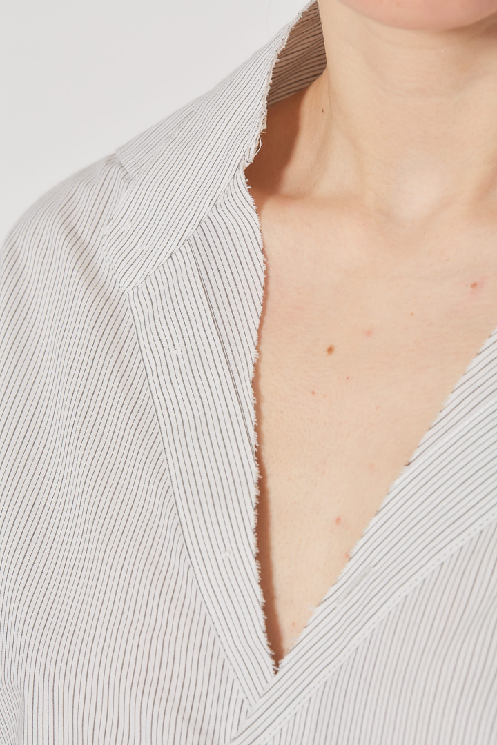 Long Sleeved Shirt - Off White/Grey