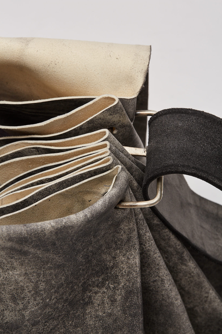 Small Expandable Accordion Bag - Carbon