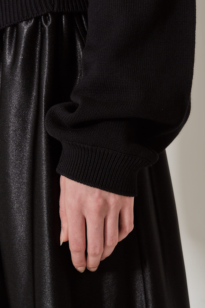 Upside Down Sweater - Black