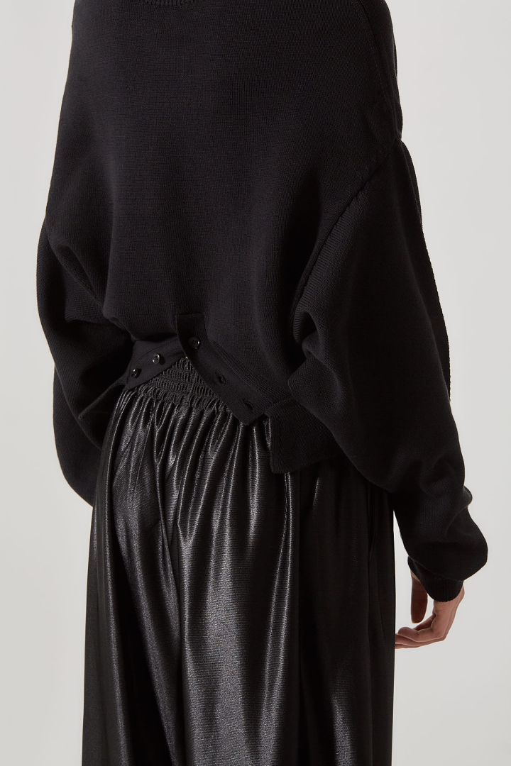 Upside Down Sweater - Black