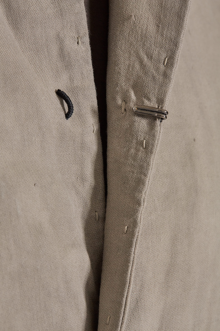 Fc. 2b. H Blazer - Light Grey