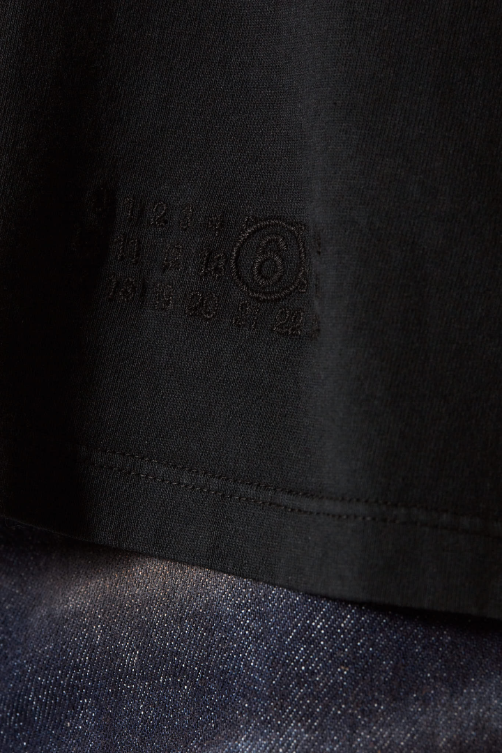T-Shirt - Black
