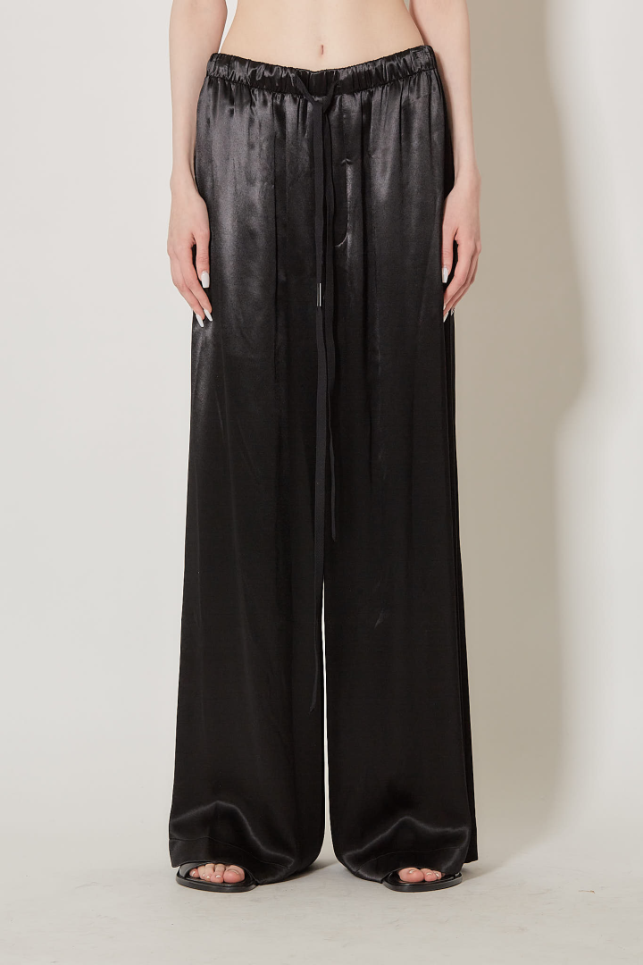 Fera Straight Leg Cropped - Black