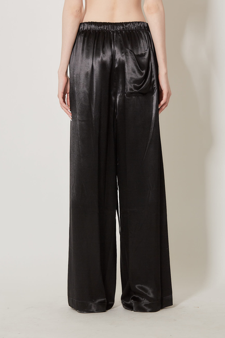 Fera Straight Leg Cropped - Black