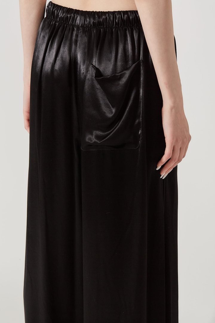 Fera Straight Leg Cropped - Black