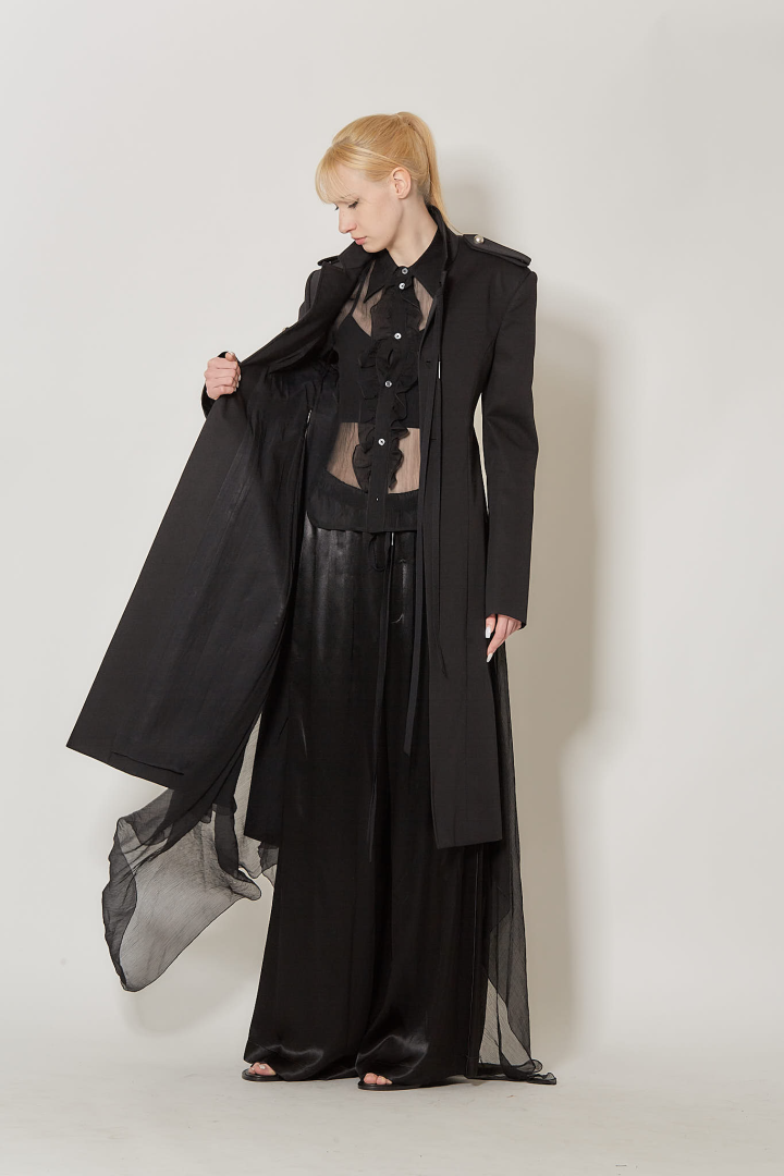 Fera Straight Leg Cropped - Black