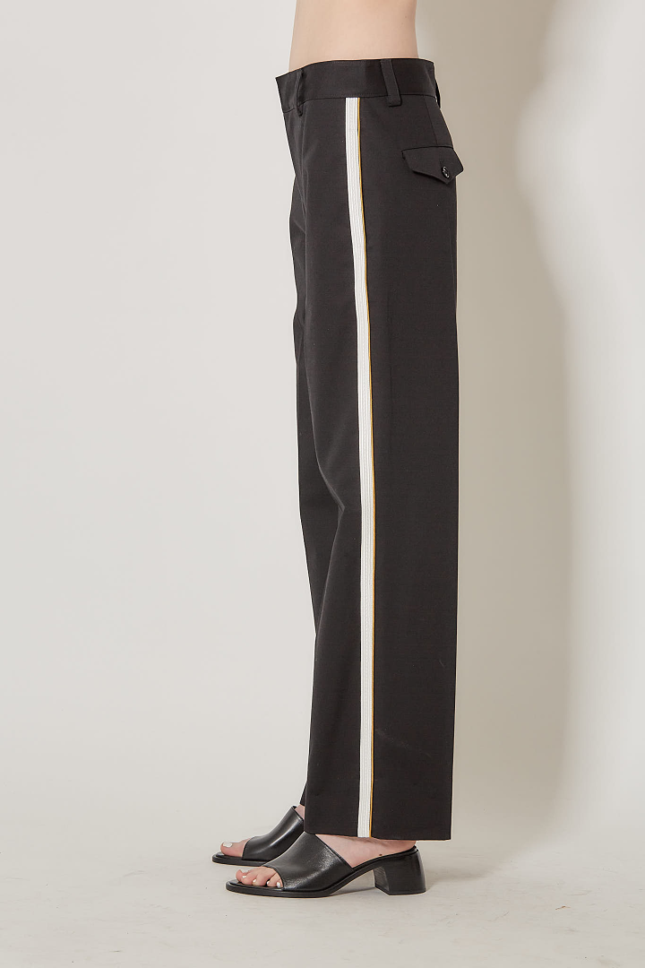 Fera Straight Leg Cropped - Black