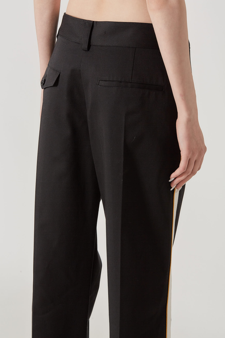 Fera Straight Leg Cropped - Black