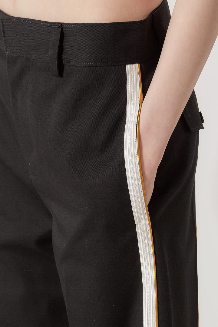 Fera Straight Leg Cropped - Black