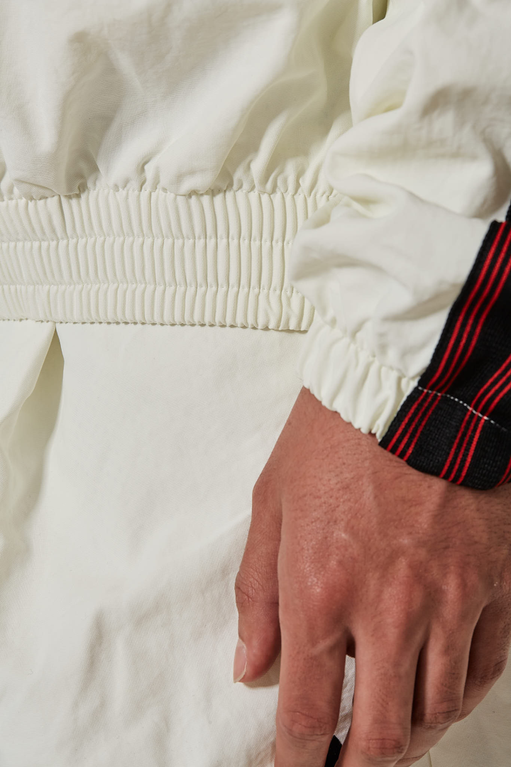 WC Woven Trackt - Owhite