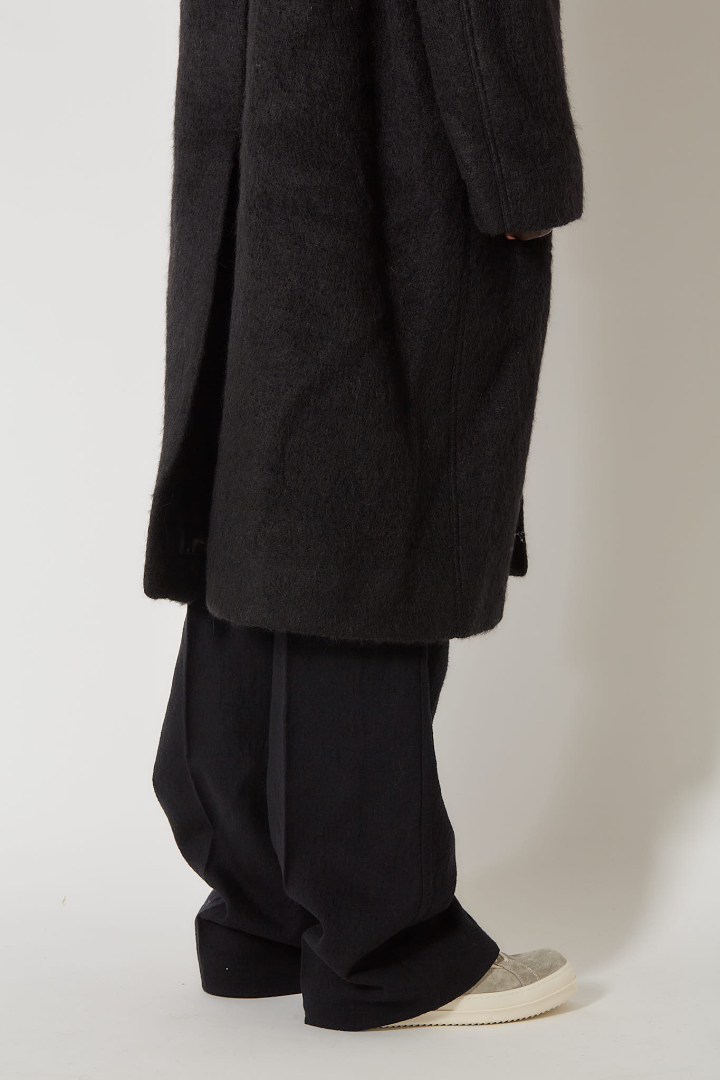 Buttoned Brad Coat - Black
