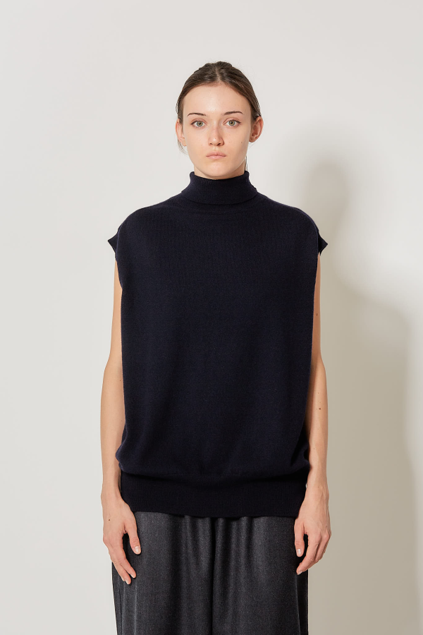 Sleeveless Pullover High Neck - Midnight